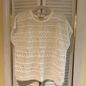 White knitted top. XL.
